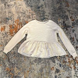 Off white long sleeved flowy top size medium from Truly Madly Deeply Los Angeles